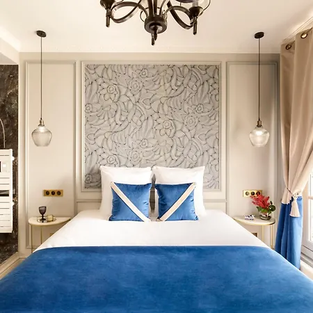Merveil Signature Hoche - Eiffel Tower View *