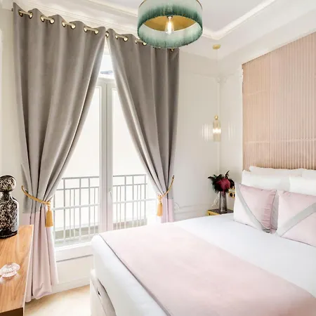 Merveil Signature Hoche - Eiffel Tower View Daire