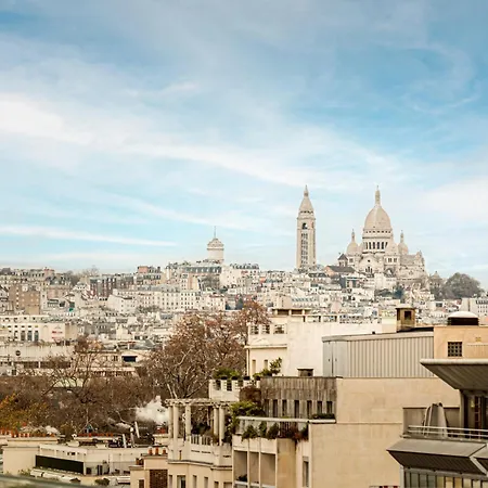 Merveil Signature Hoche - Eiffel Tower View * Parijs