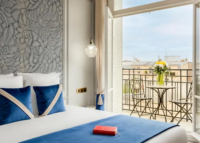 Appartamento Merveil Signature Hoche - Eiffel Tower View Parigi